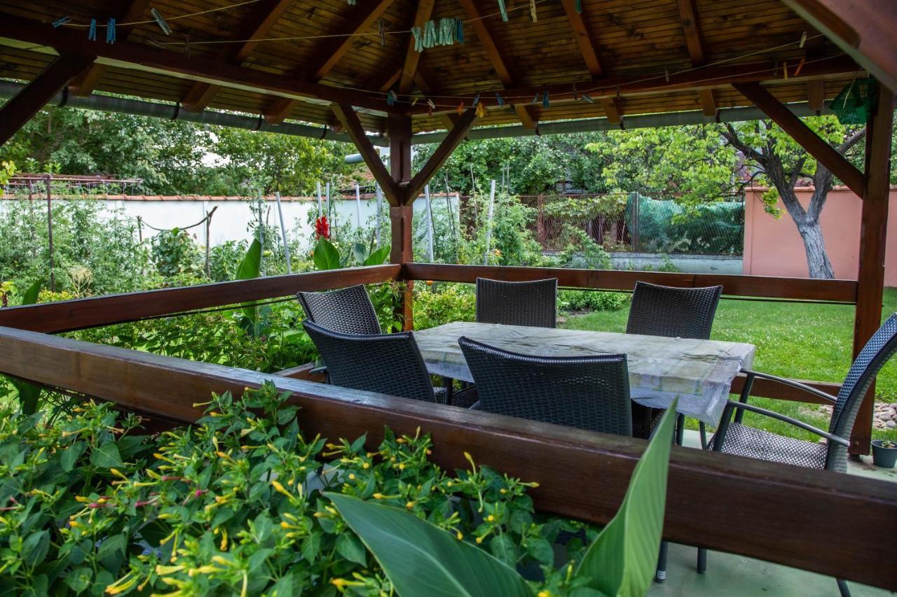 Garden Apartment 2 Subotica Luaran gambar